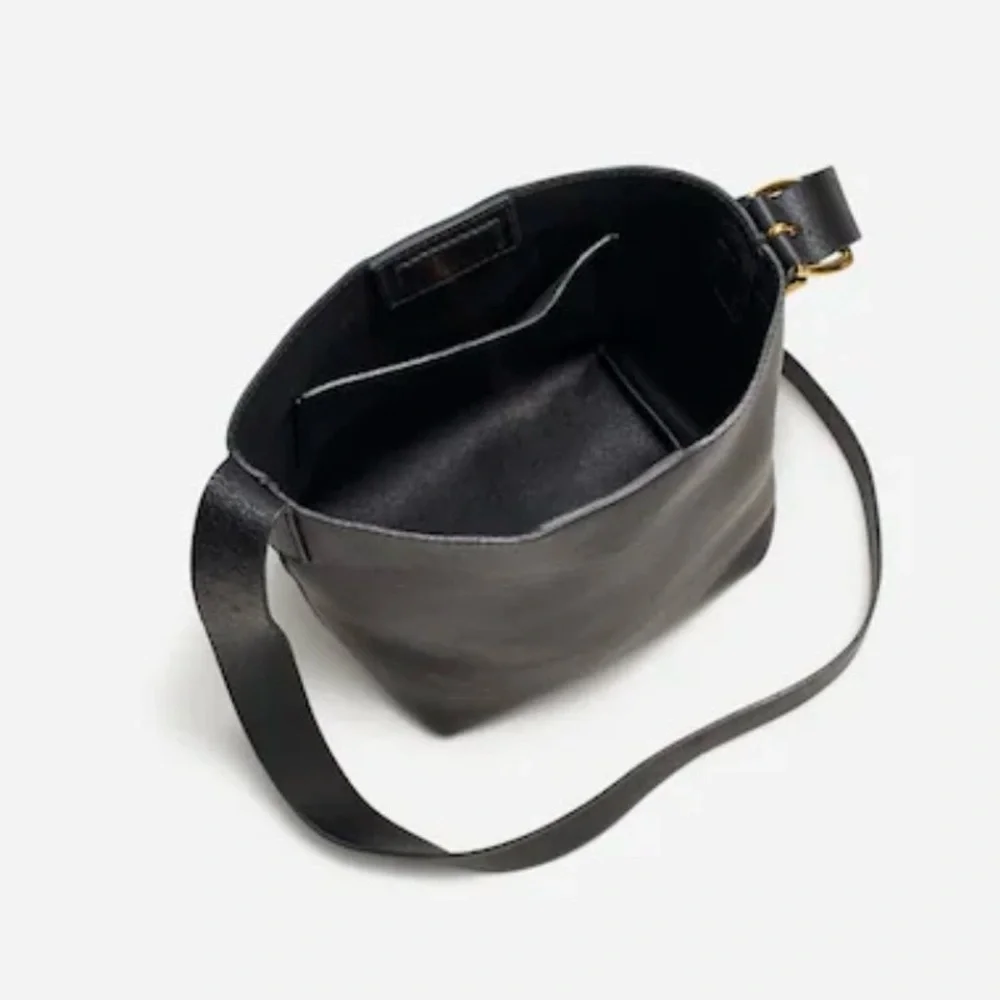 Madewell The Essential Mini Bucket Tote - Picture 3 of 7
